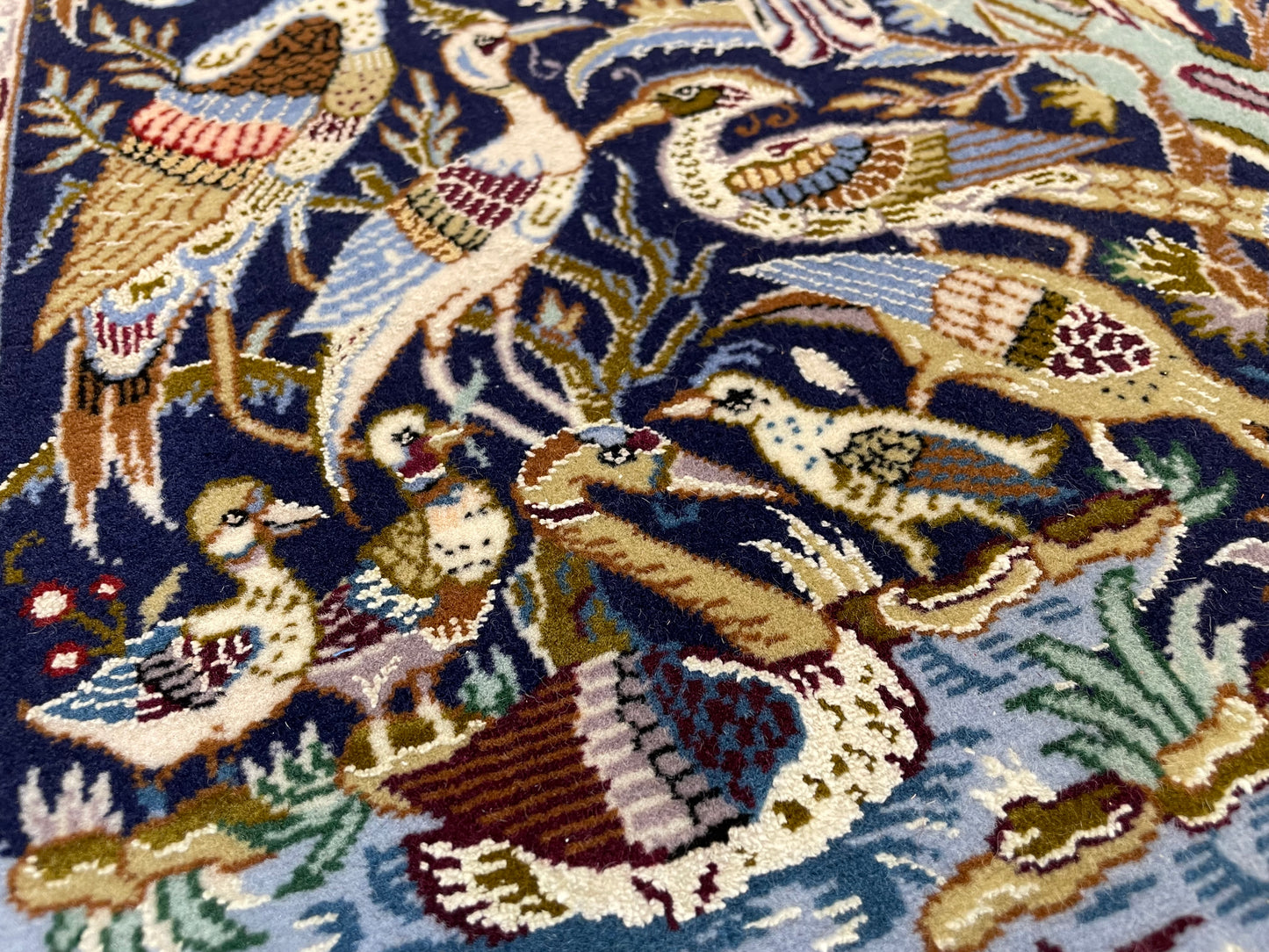 【オンライン限定】イスファハン バーネイ工房 140cm x 87cm A22627