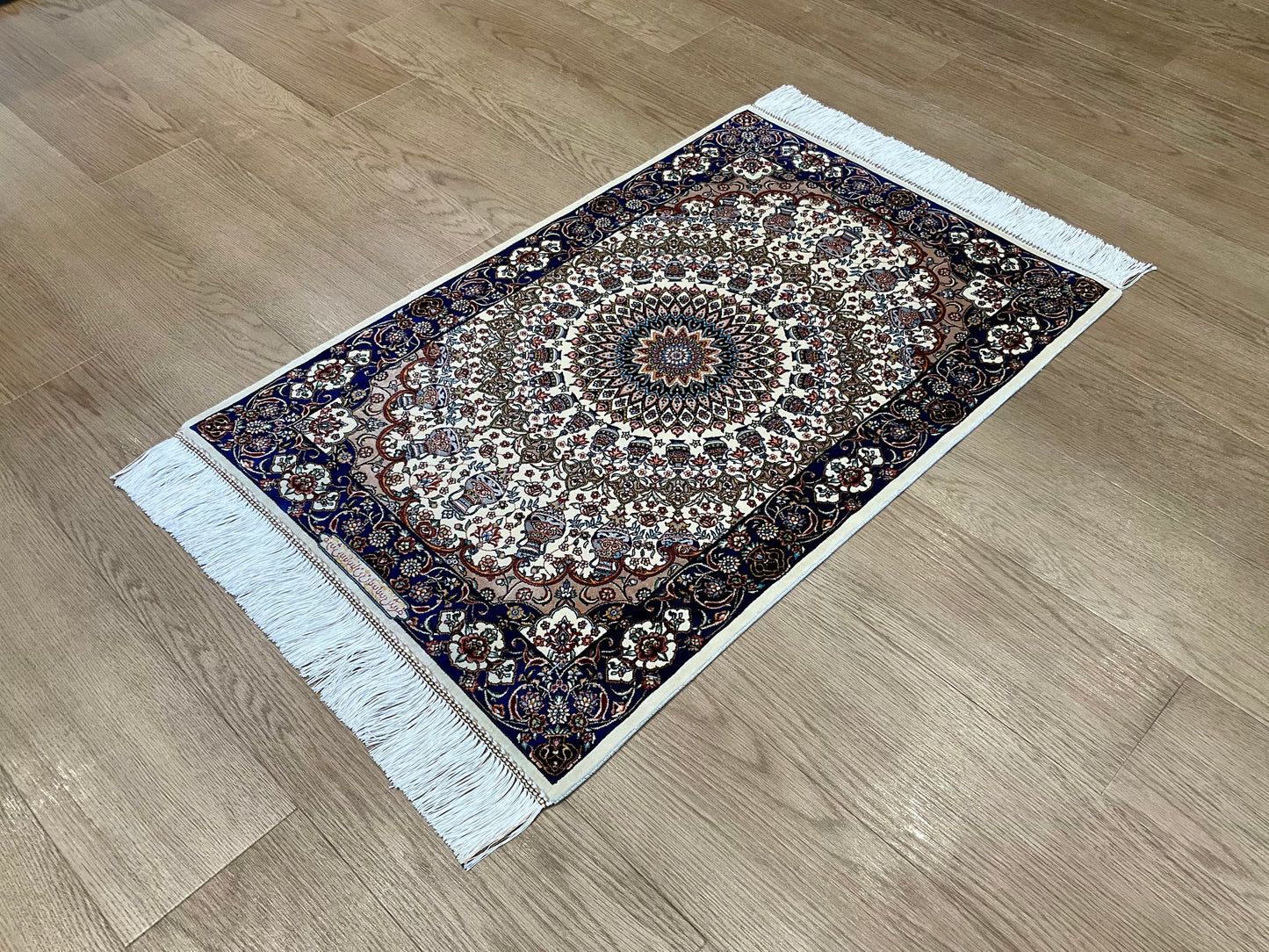 ペルシャンシルク 90cm x 60cm PS10561