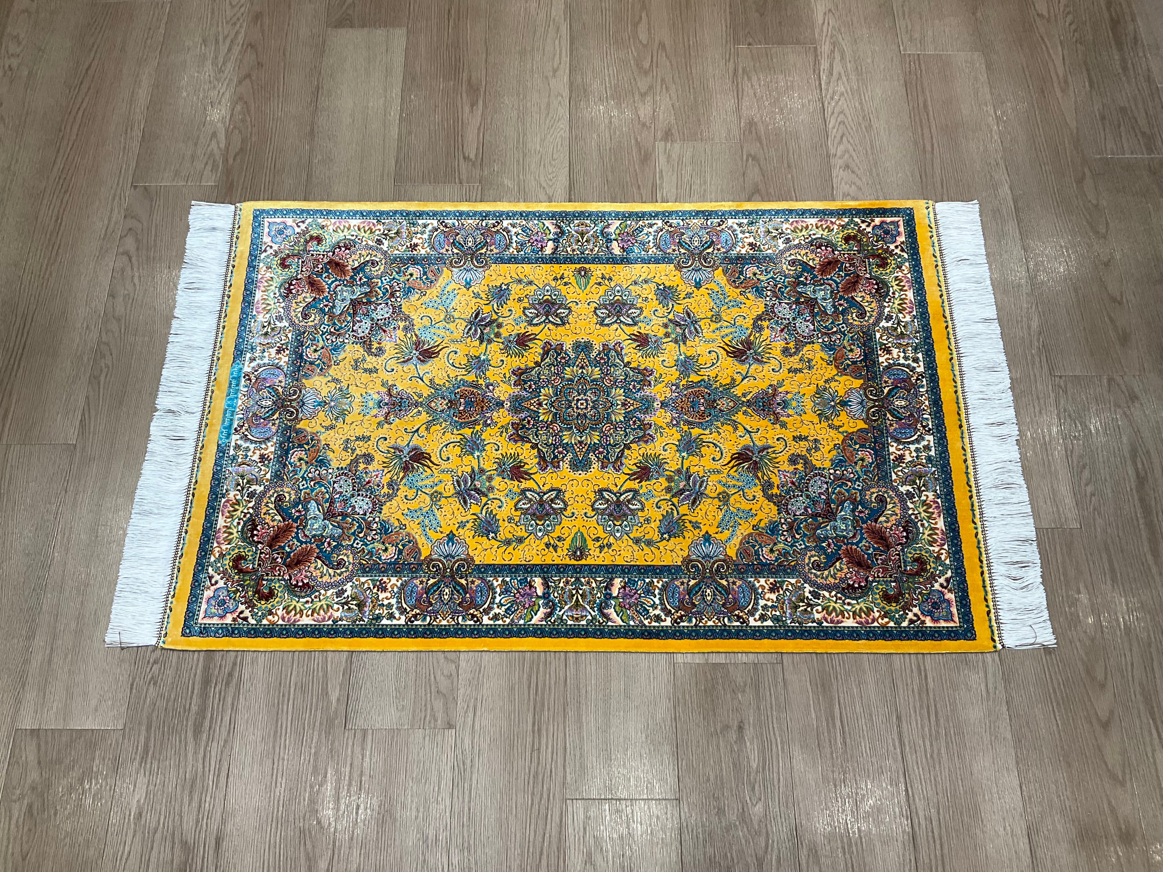 ペルシャンシルク 120cm x 80cm PS10435 – ペルシャ絨毯専門店