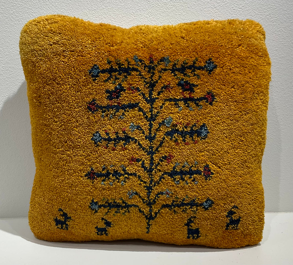 【福岡店】ギャッベクッション 43cm x 41cm Z2890