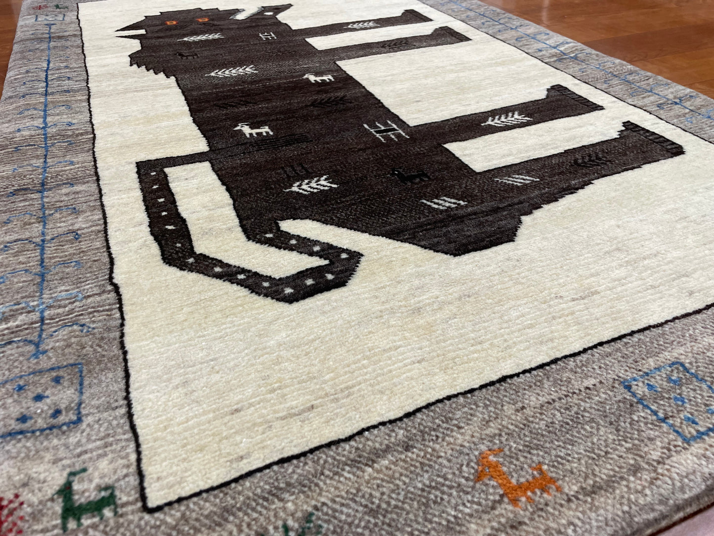 【オンライン限定】カシュクリギャッベ 132cm x 82cm RJ15169