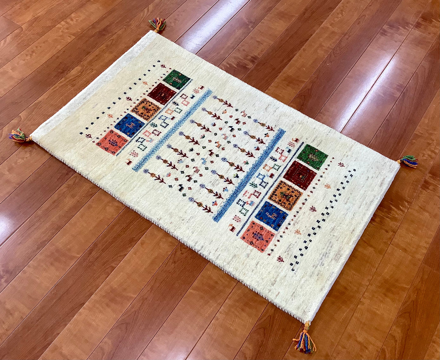 【オンライン限定】カシュクリ 102cm x 63cm RJ8410