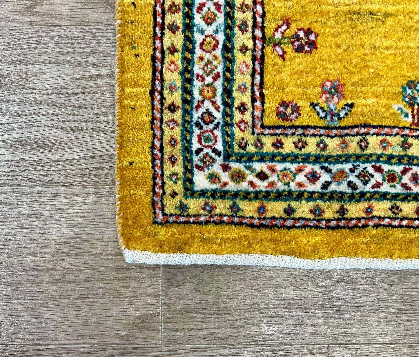 カシュクリギャッベ 89cm x64cm RJ16084