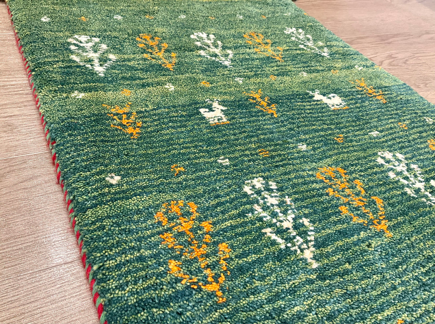 ギャッベ 90cm x 60cm RJ11566