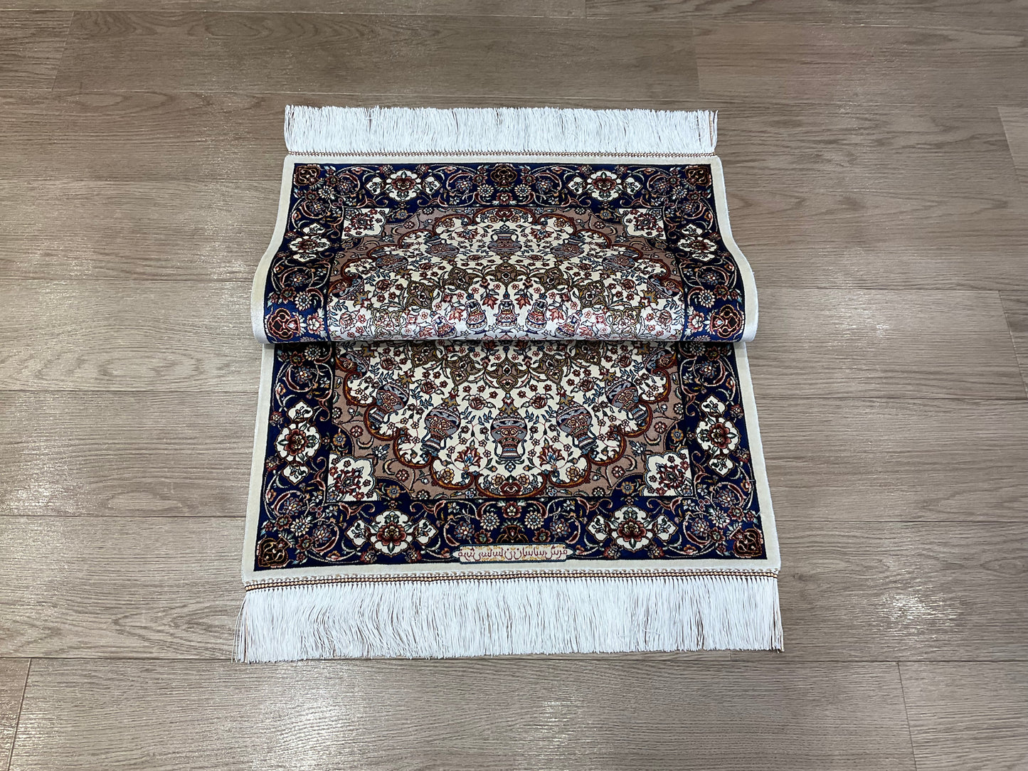 ペルシャンシルク 90cm x 60cm PS10807