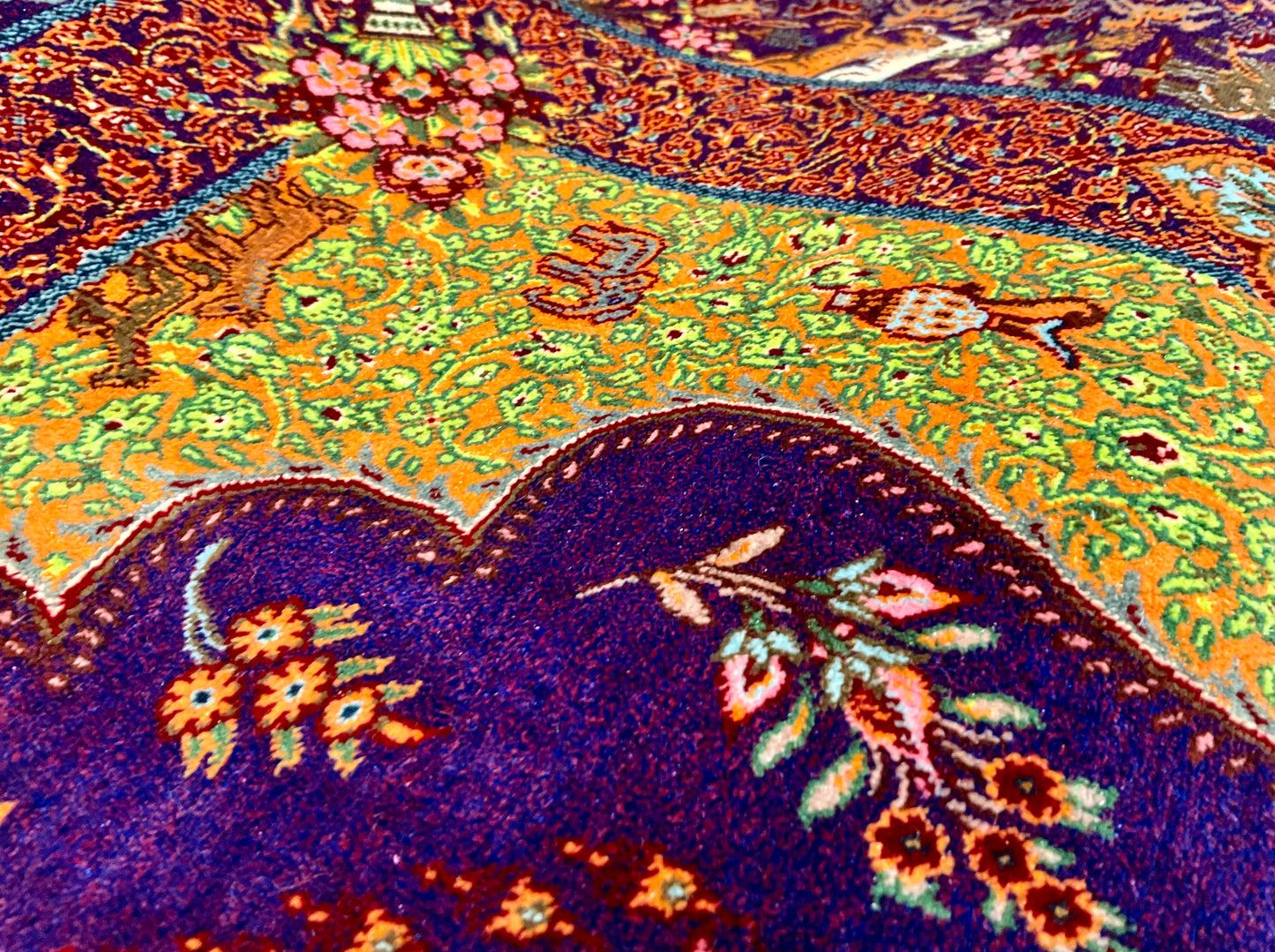 クム ジャムシーディ工房 88cm x 60cm NT8874