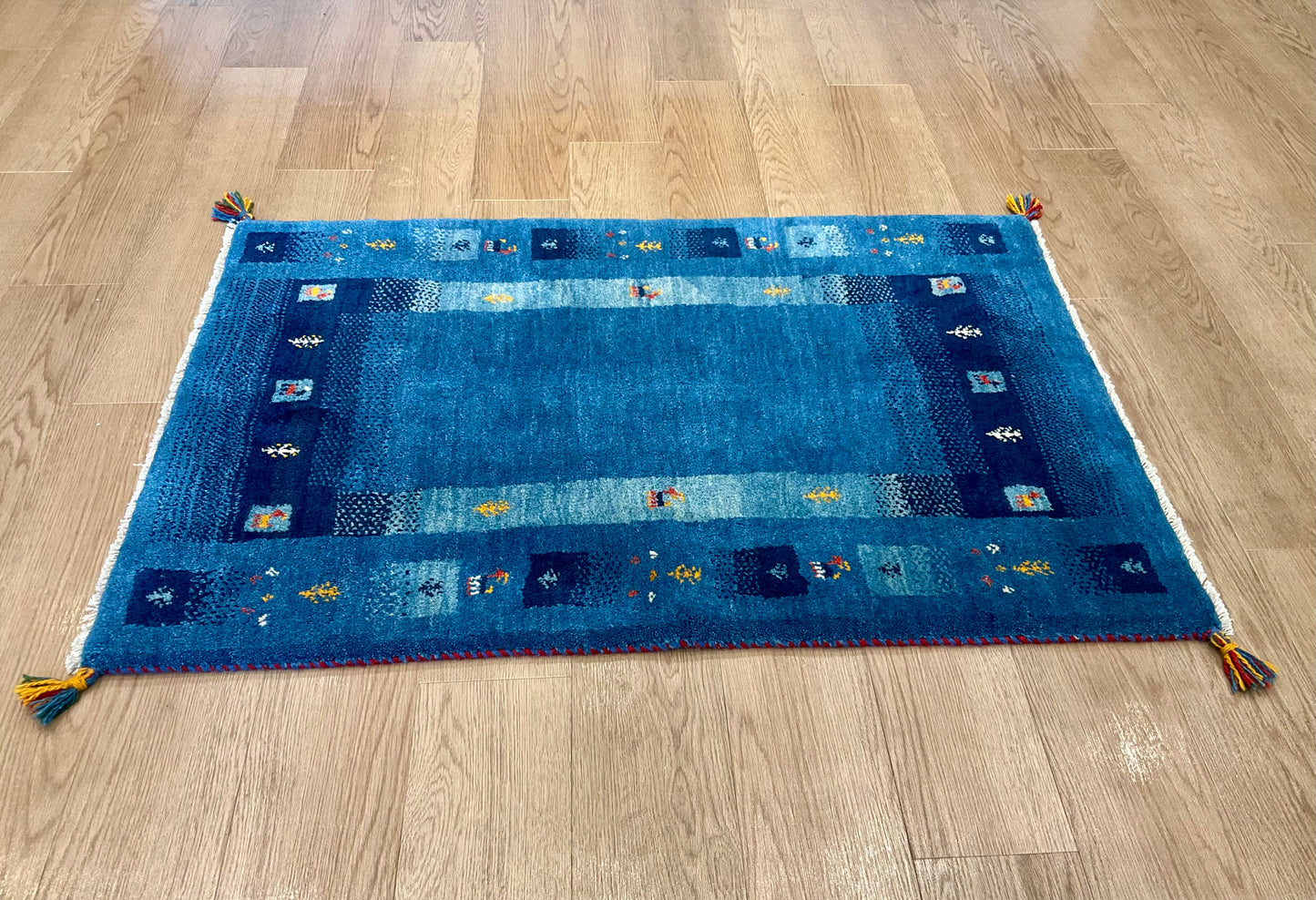 ギャッベ 118cm x 83cm RJ11782