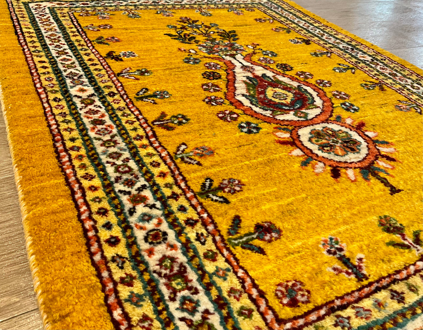 カシュクリギャッベ 89cm x64cm RJ16084