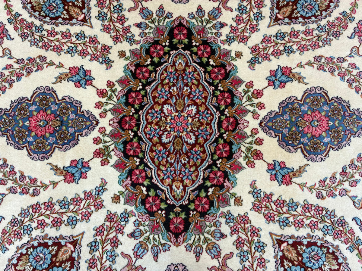 【千葉店】ケルマン 285cm x 198cm PS2959