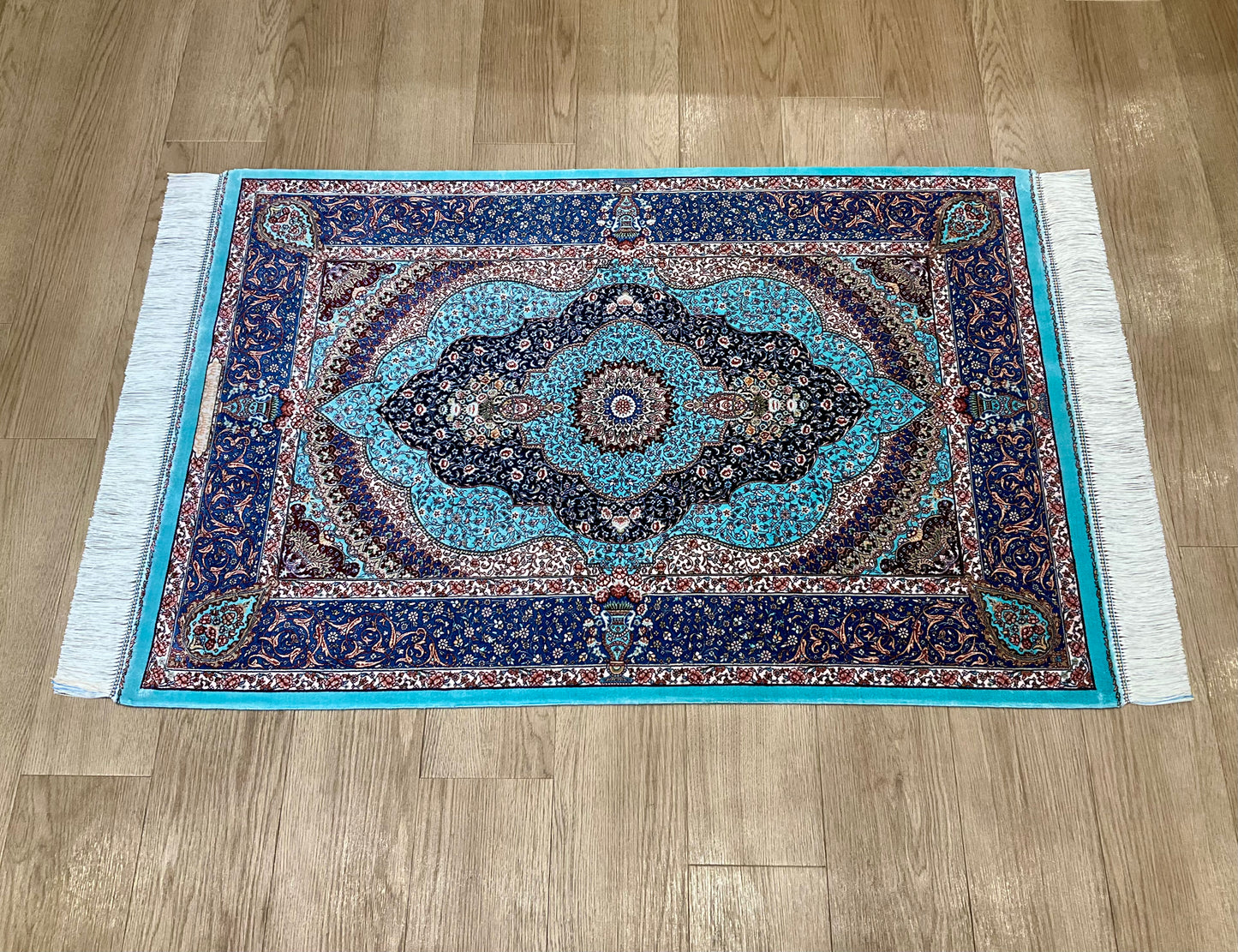 ペルシャンシルク 120cm x 80cm PS11812