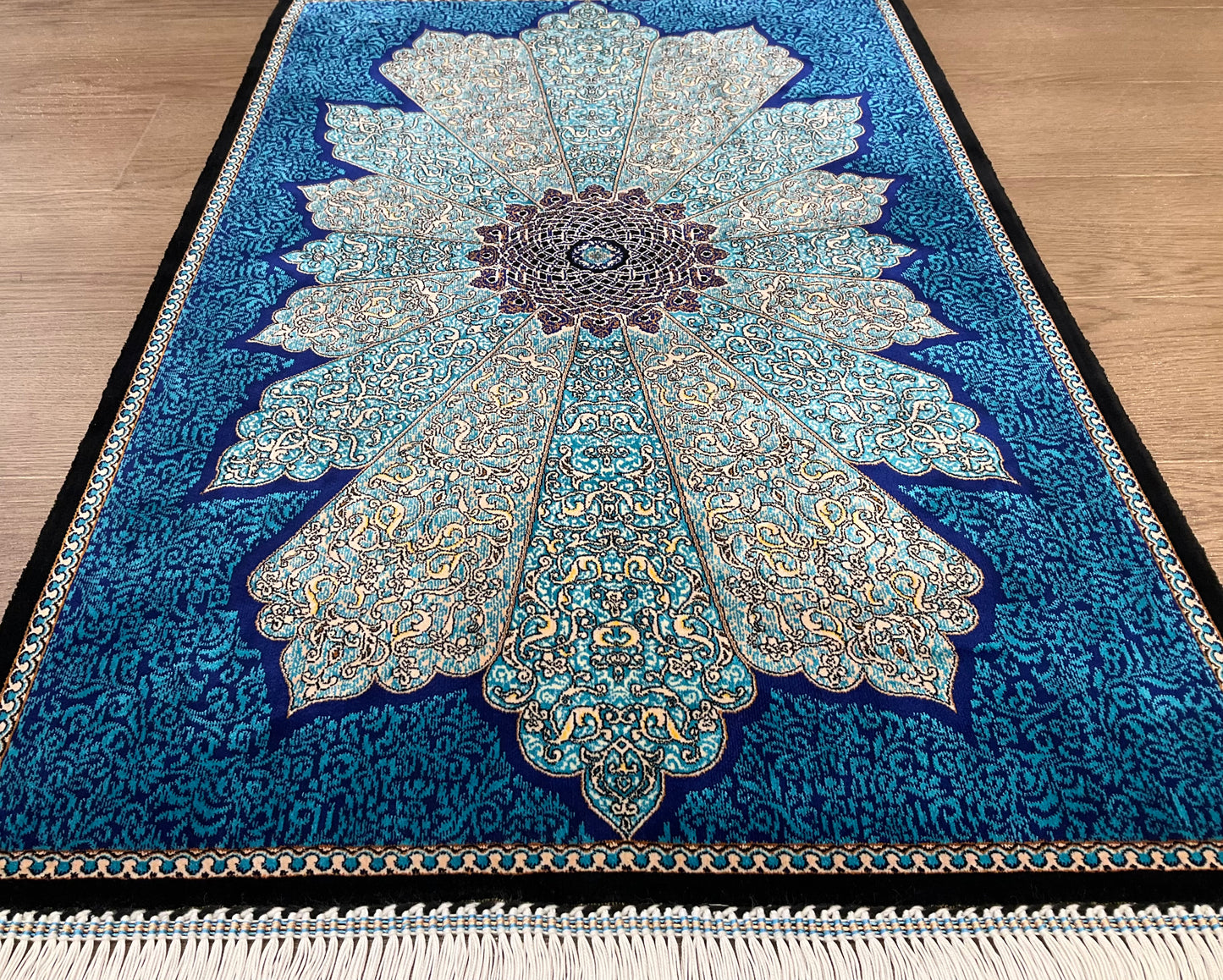 ペルシャンシルク 90cm x 60cm PS10769