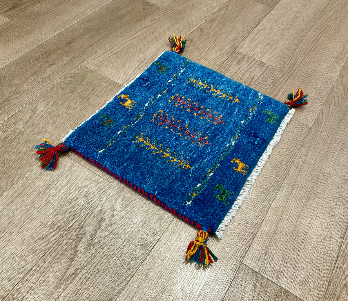 【福岡店】ギャッベ 44cm x 39cm Z3313