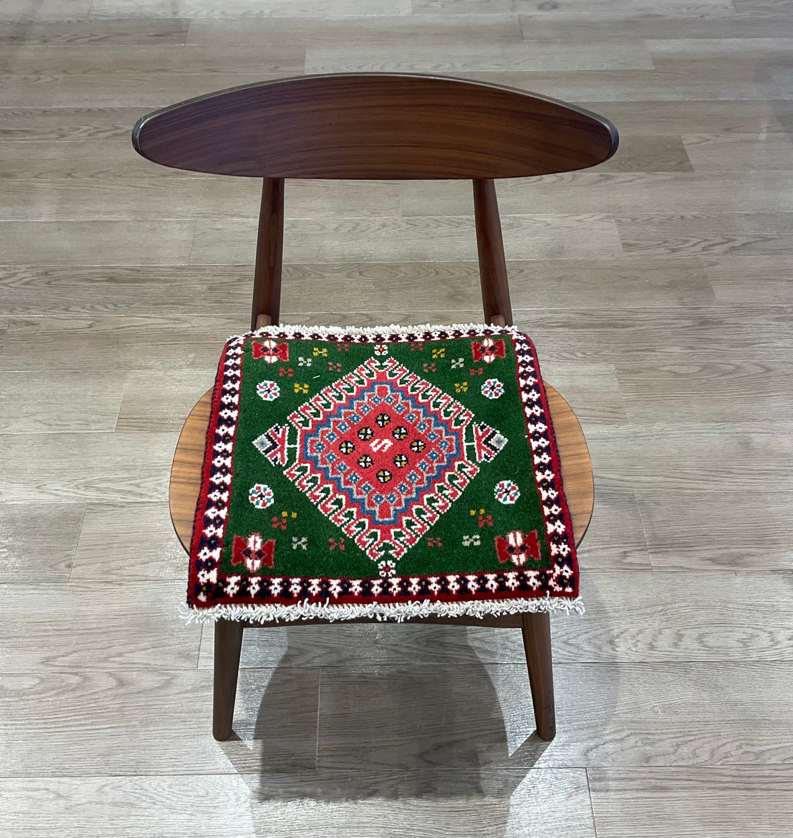 トライバルラグ – ペルシャ絨毯専門店 ペルシャンパトリス