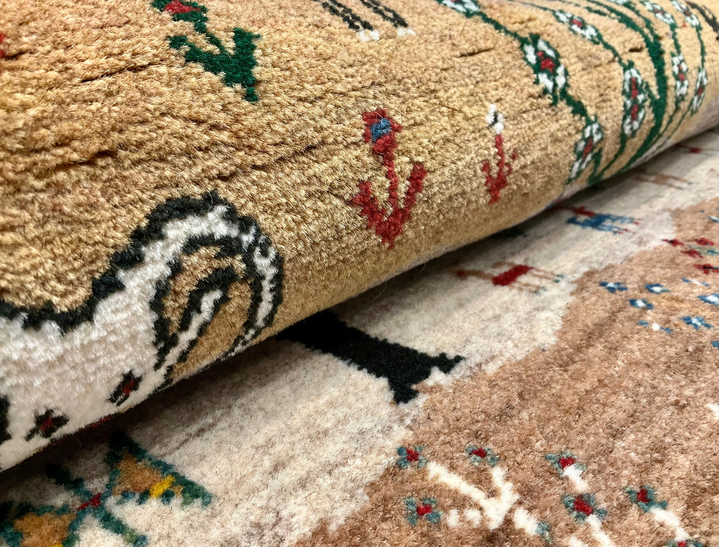 ギャッベ アマレバフト Φ100cm RJ12690