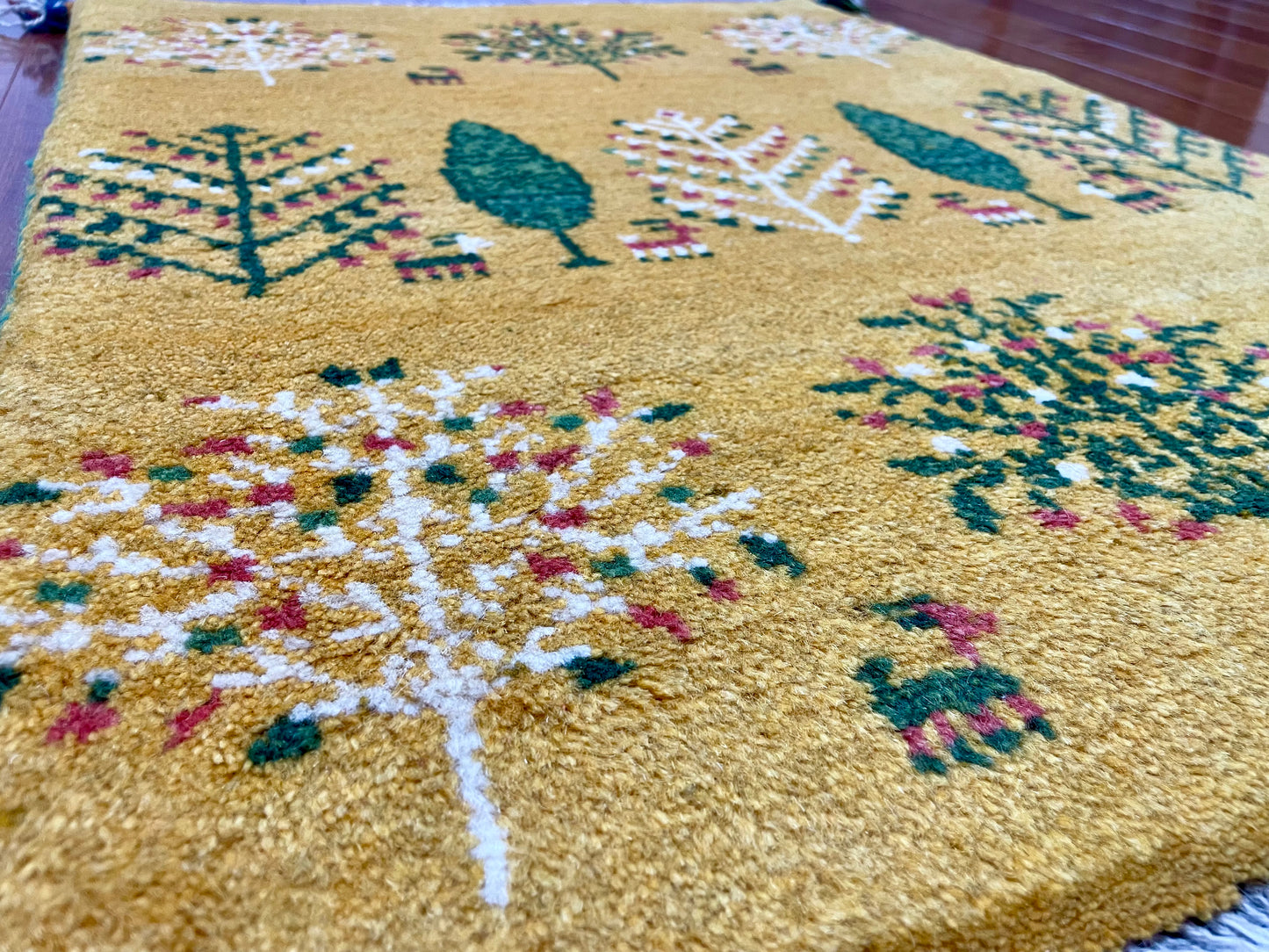 【オンライン限定】ギャッベ 85cm x 63cm RJ1473