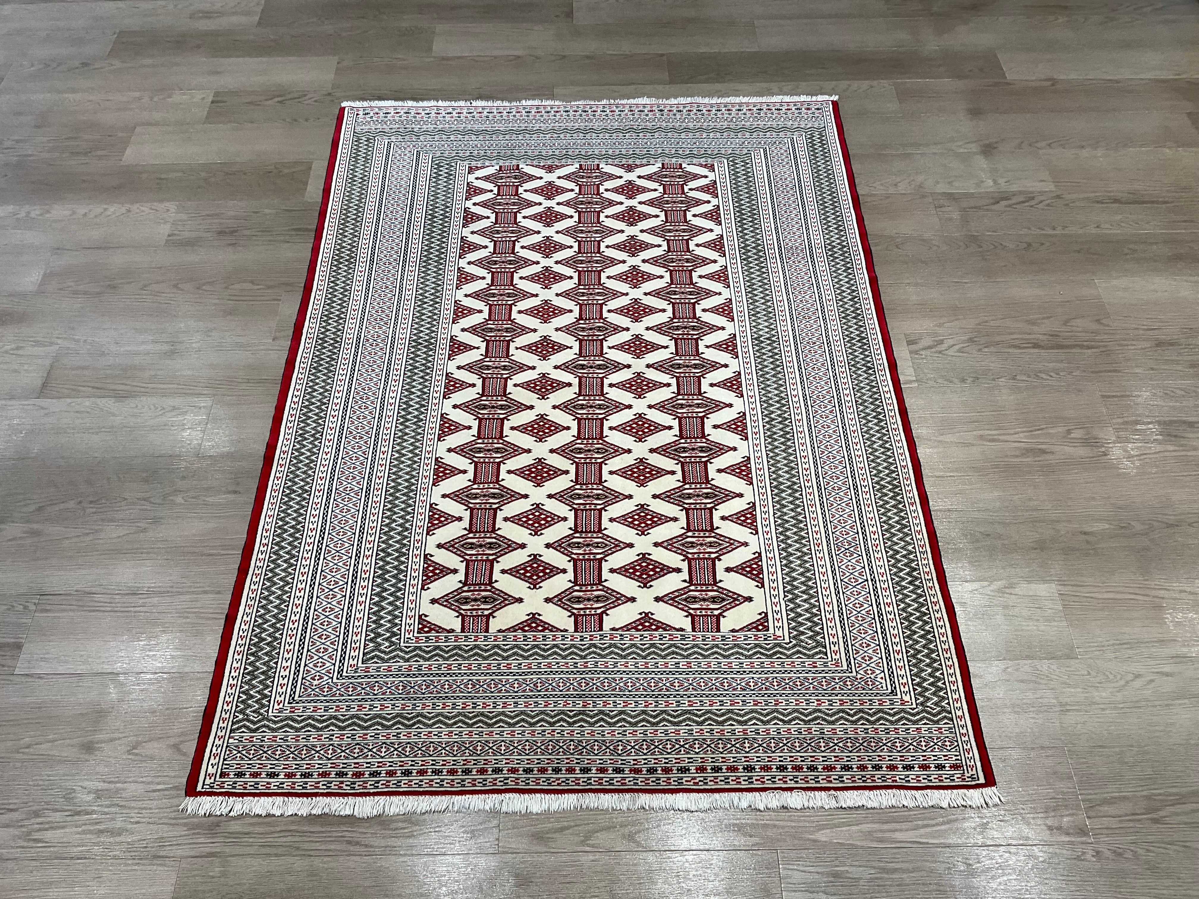 トルクメン (トルケメン)180cm x 128cm NT3031 – ペルシャ絨毯専門店