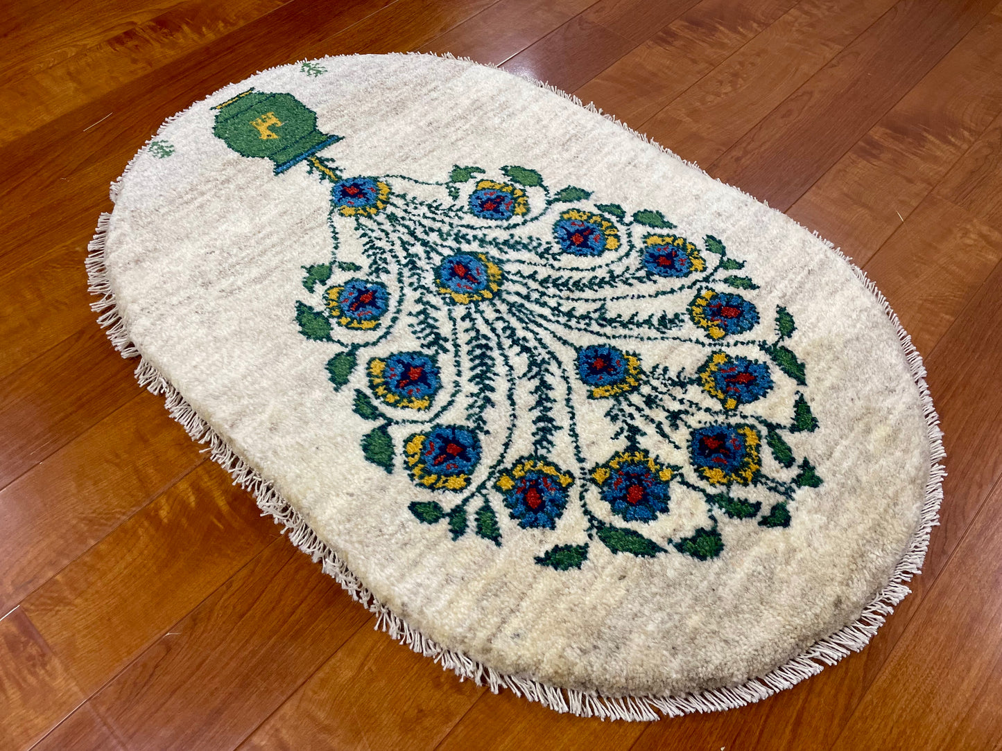 【オンライン限定】ギャッベ 88cm x 58cm (楕円形) RJ12588
