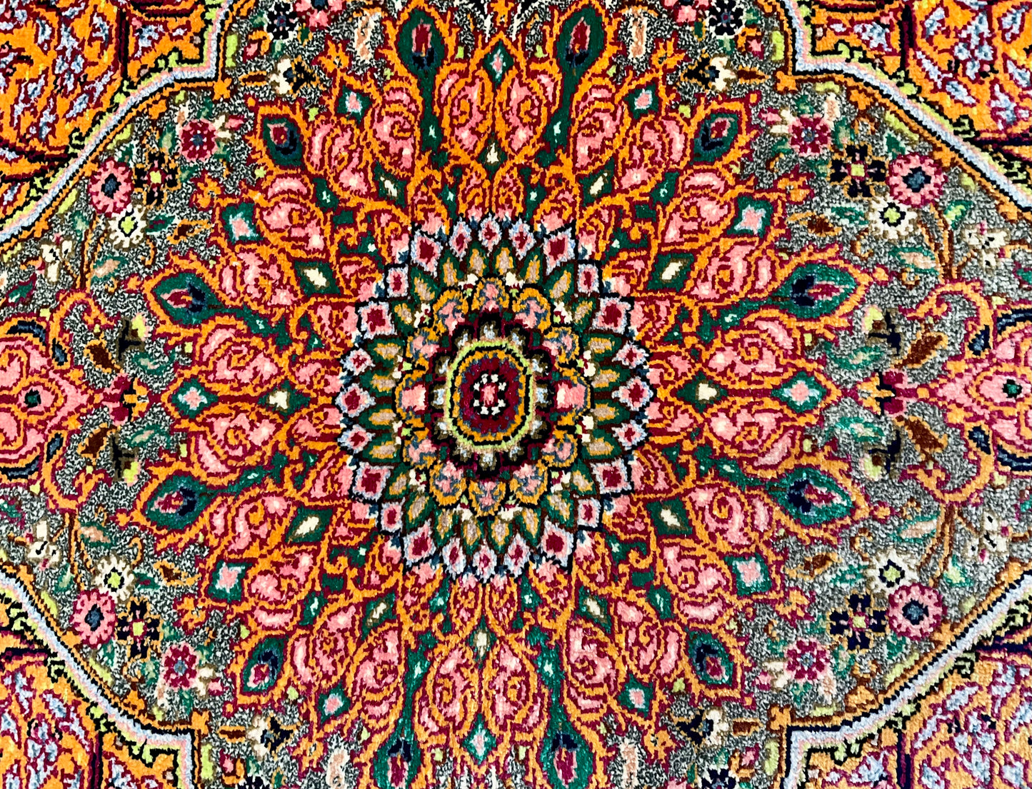 クム ジャムシーディ工房 126cm x 78cm JM161