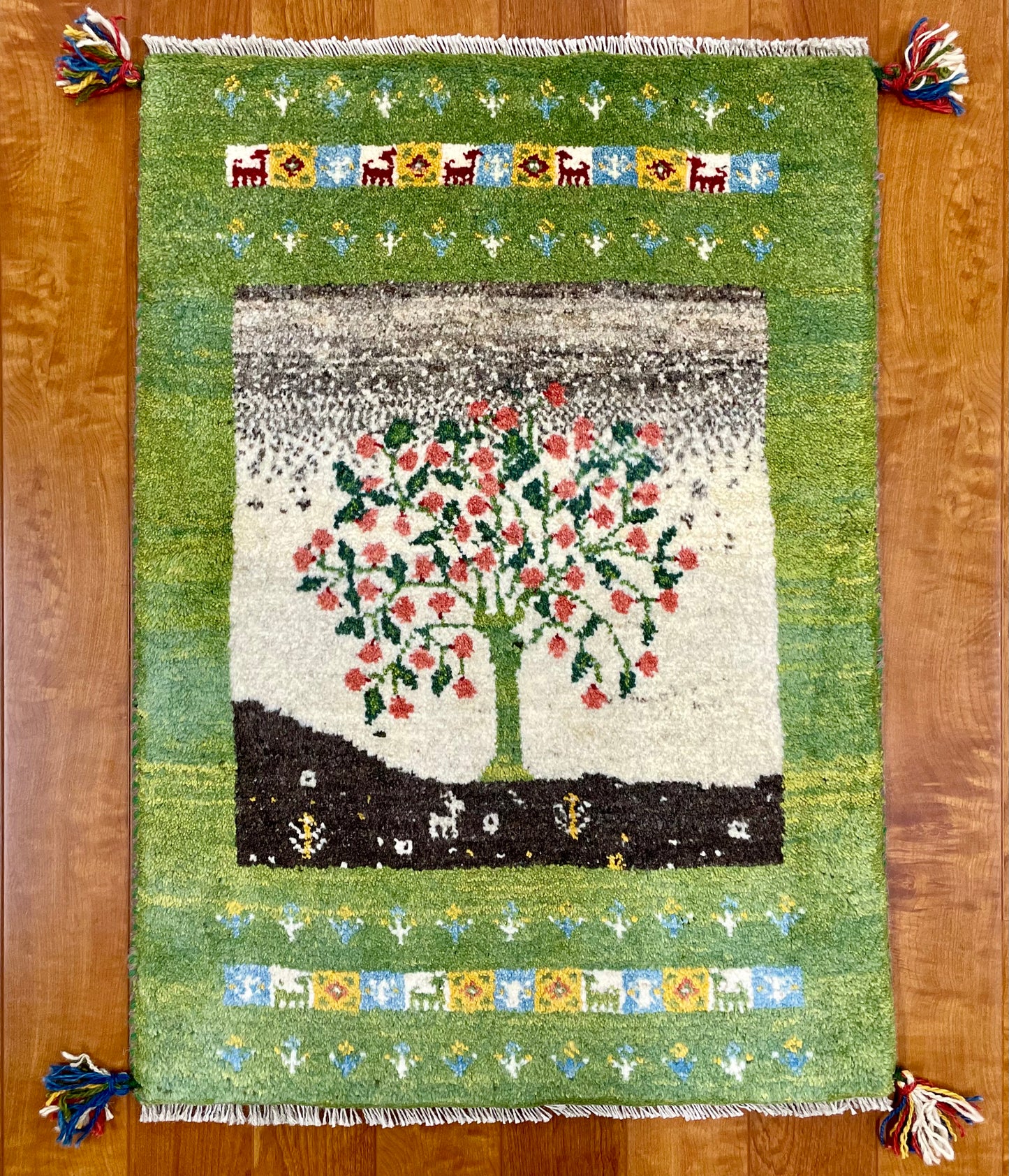 【オンライン限定】ギャッベ 86cm x 60cm RJ1483