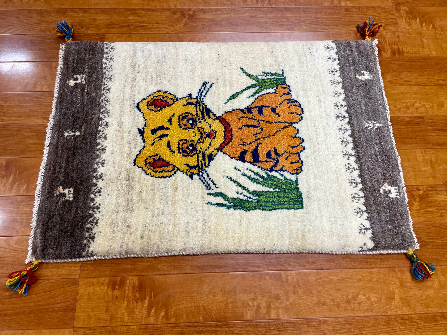 ギャッベ 92cm x 63cm RJ13713