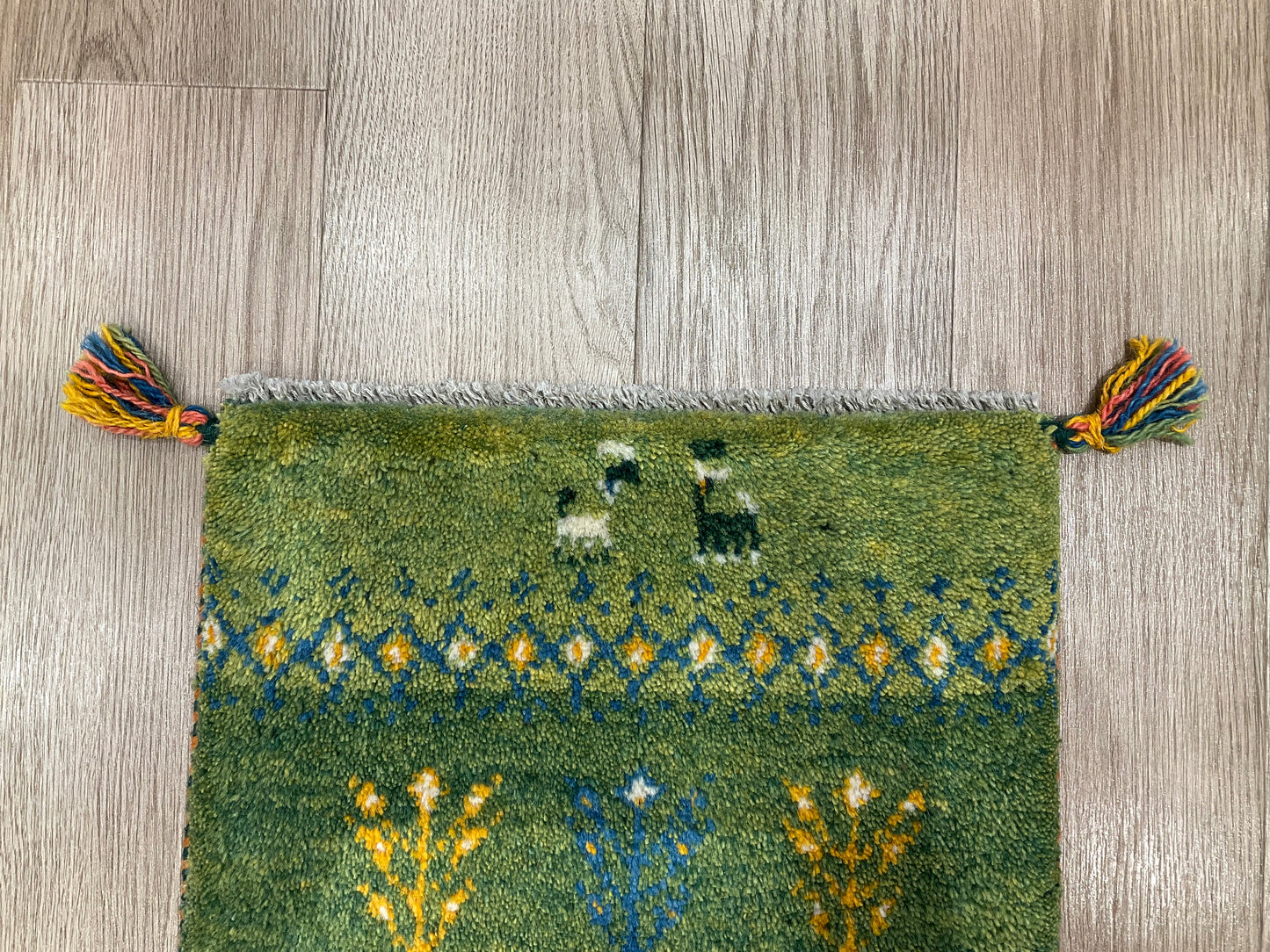 ギャッベ 40cm x 40cm AJ28963