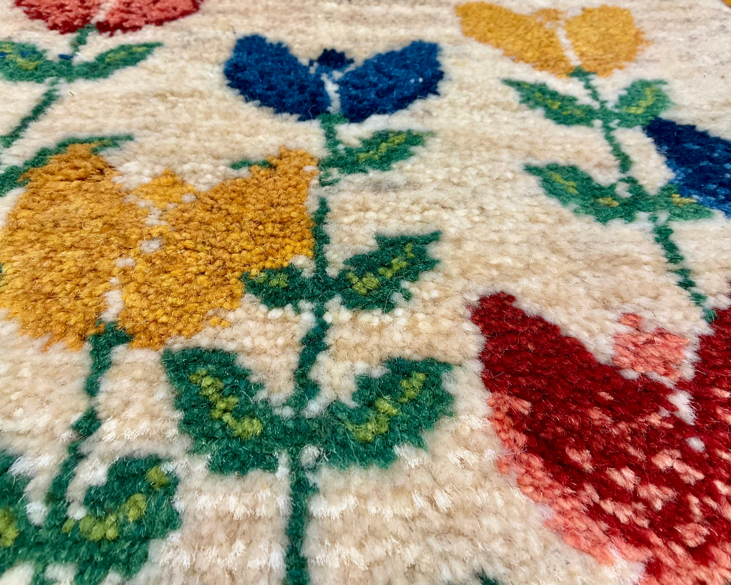 ギャッベ 40cm x 39cm Z1487