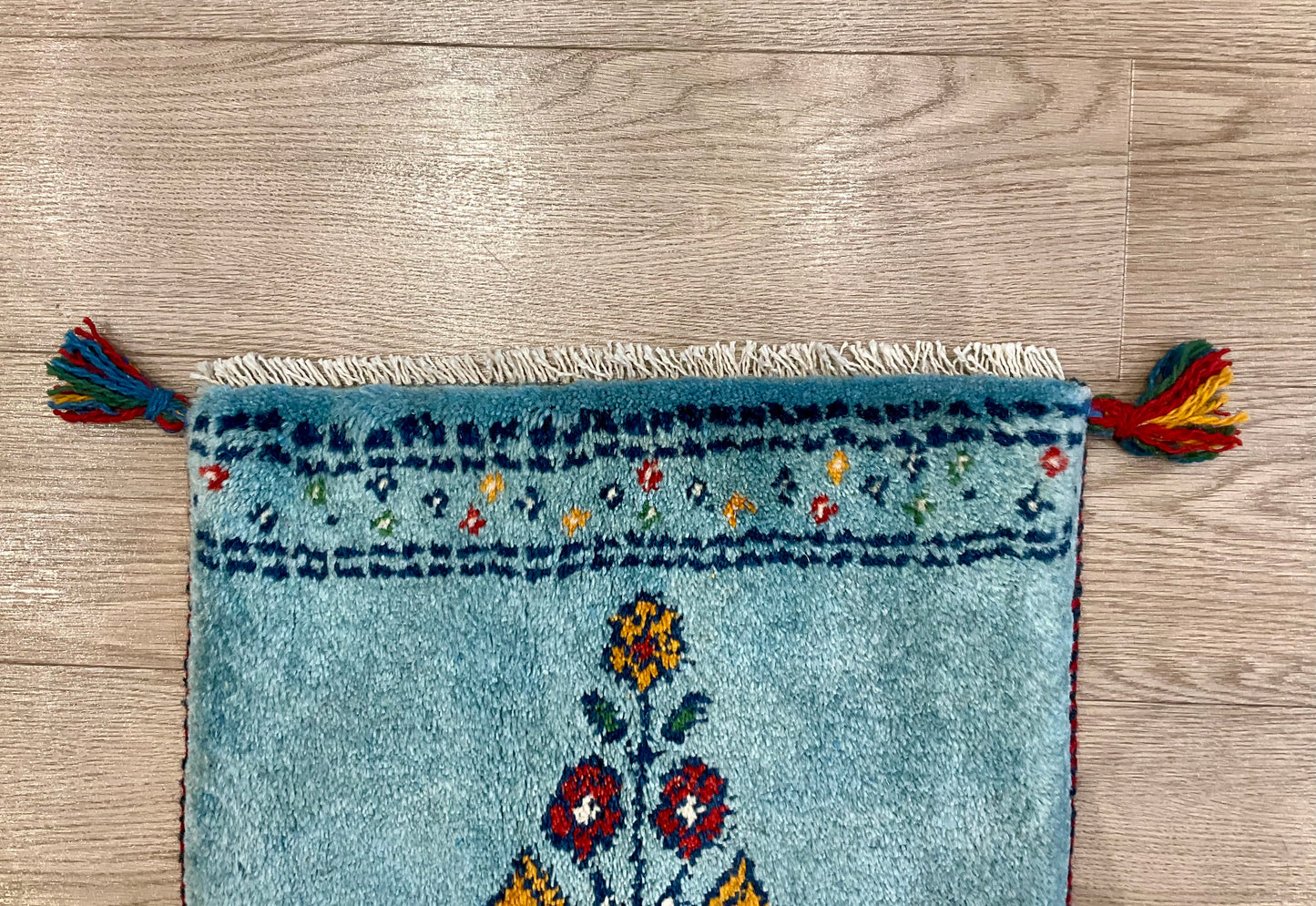 ギャッベ 43cm x 40cm Z49