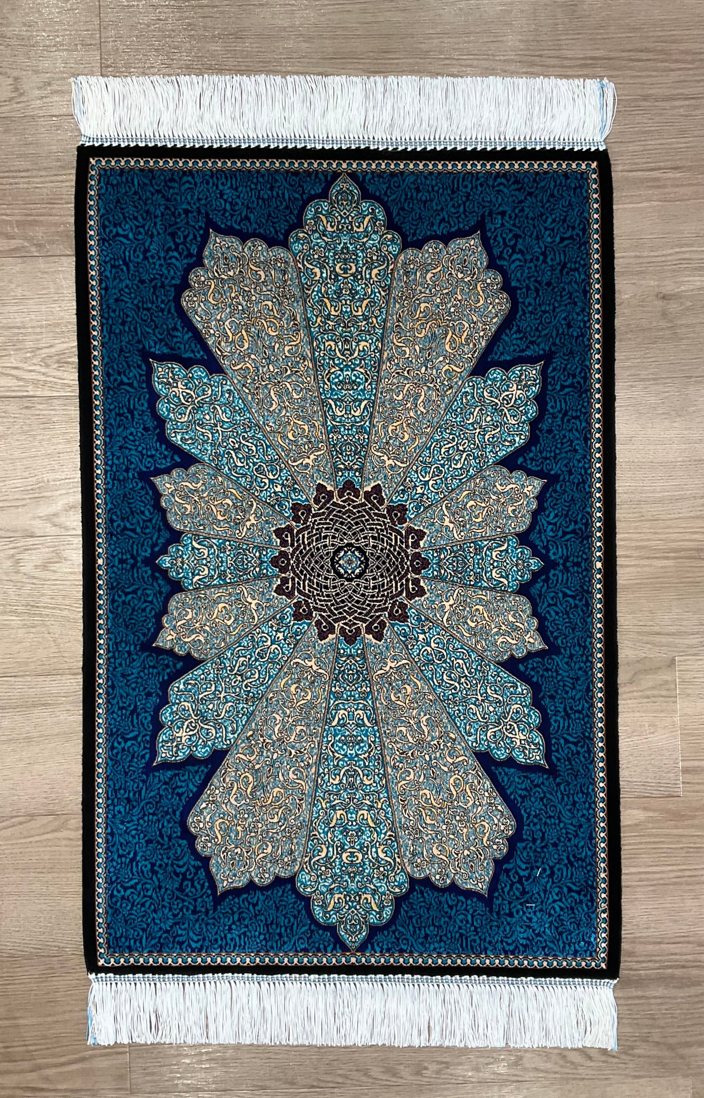 ペルシャンシルク 90cm x 60cm PS10769