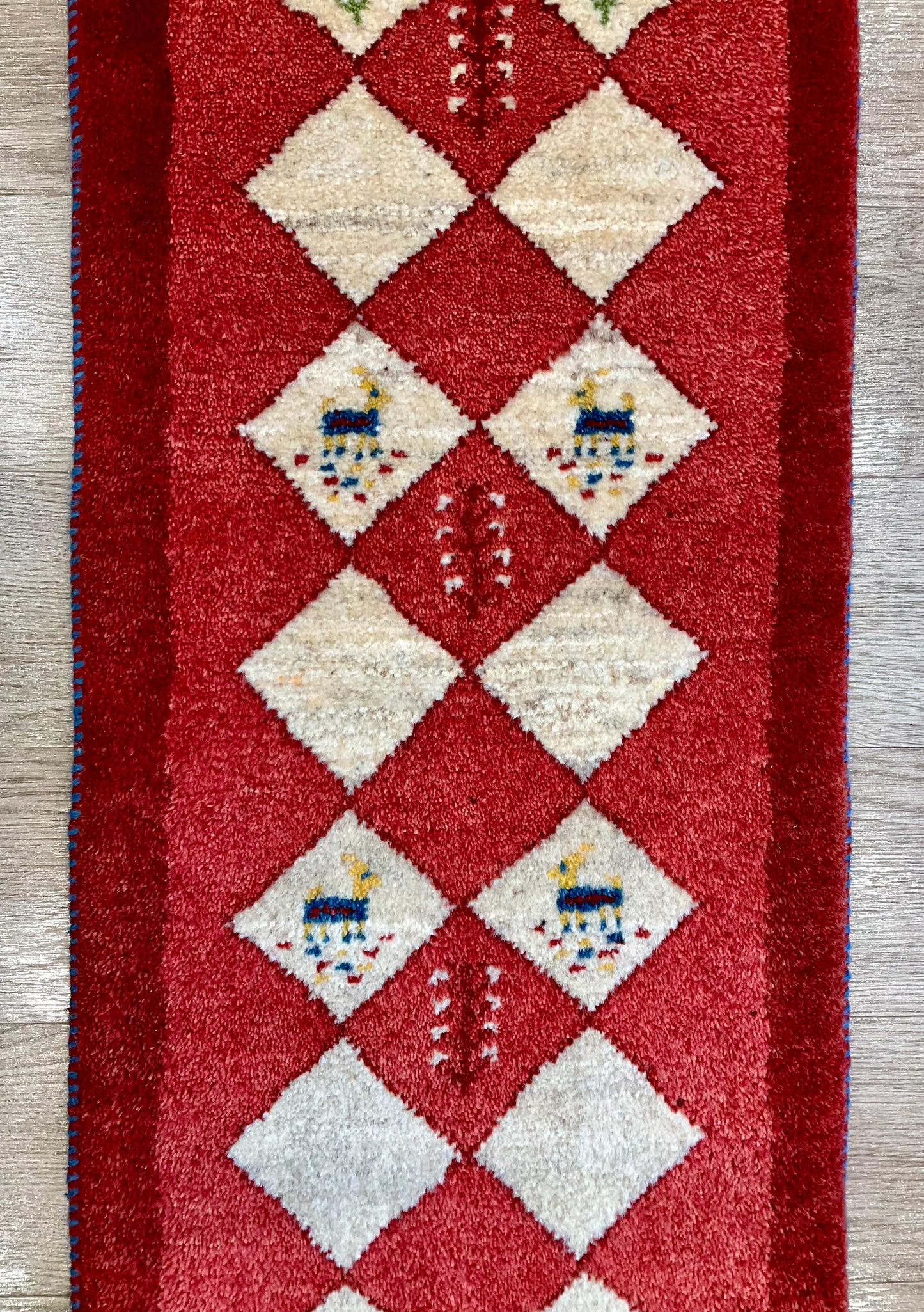 ギャッベ  116cm x 43cm RD7679