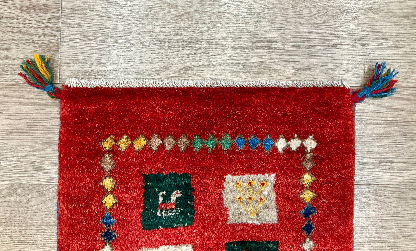ギャッベ 45cm x 39cm Z619