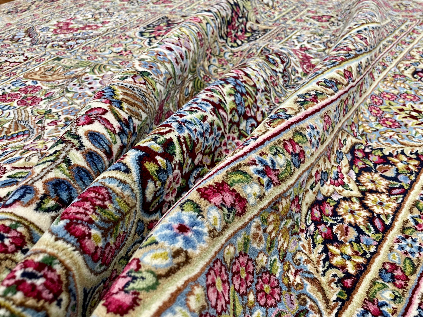 【オンライン限定】ケルマン 238cm x 152cm NT17179