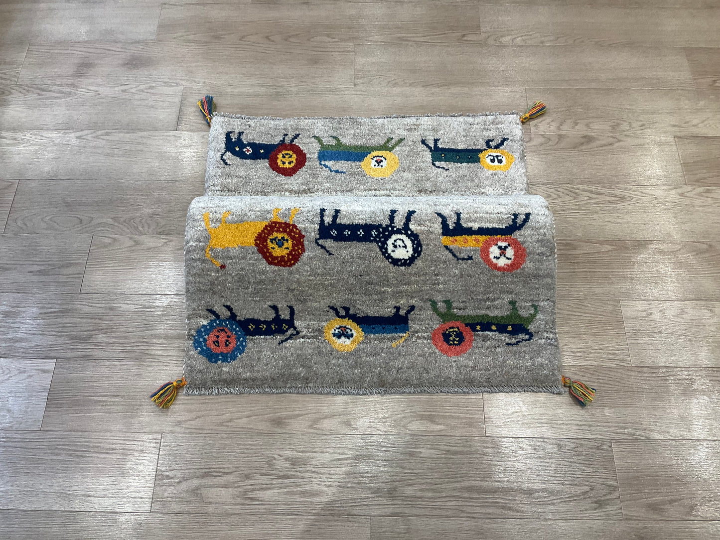 ギャッベ 120cm x 80cm RJ9896