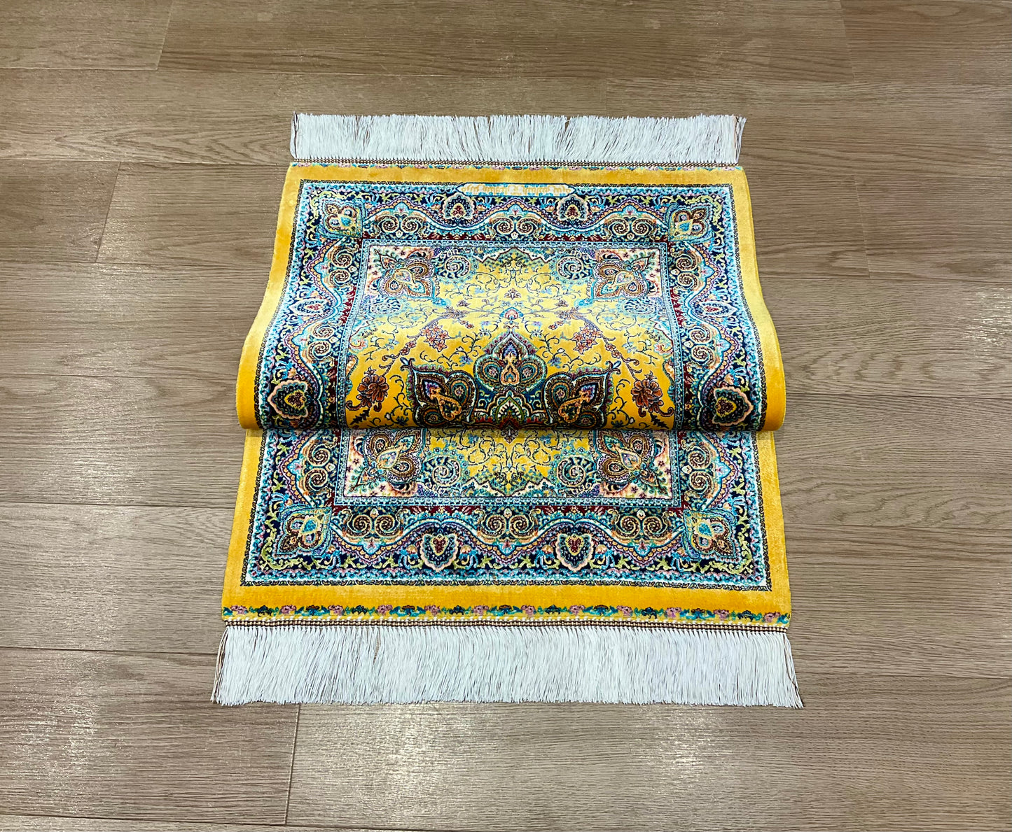 ペルシャンシルク 90cm x 60cm PS10940