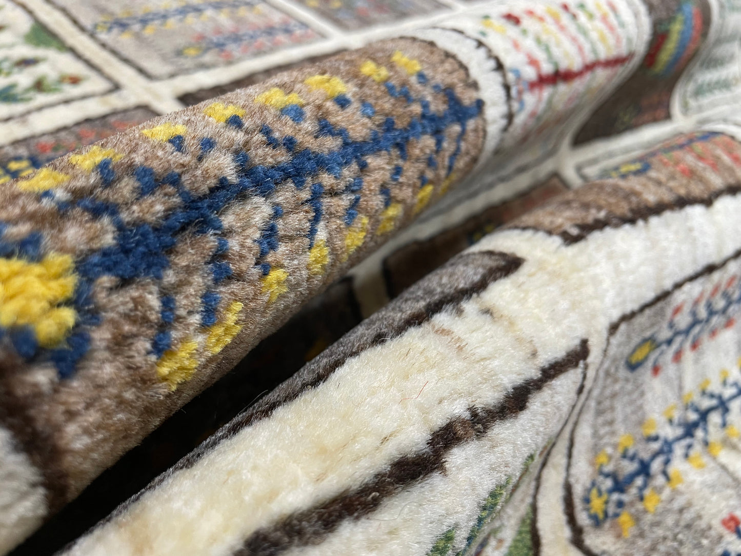 【オンライン限定】カシュクリギャッベ 132cm x 87cm RJ14780