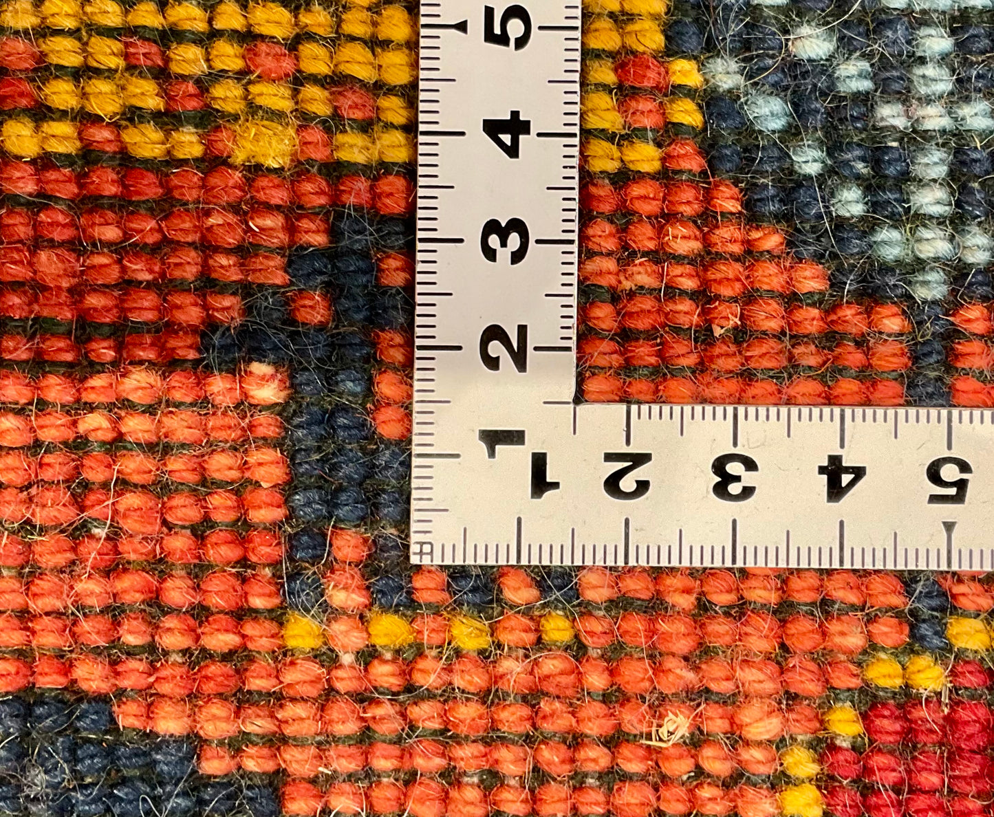 ギャッベ 43cm x 39cm Z803