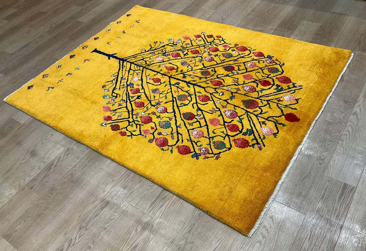 ギャッベ 200cm x 155cm RJ11394