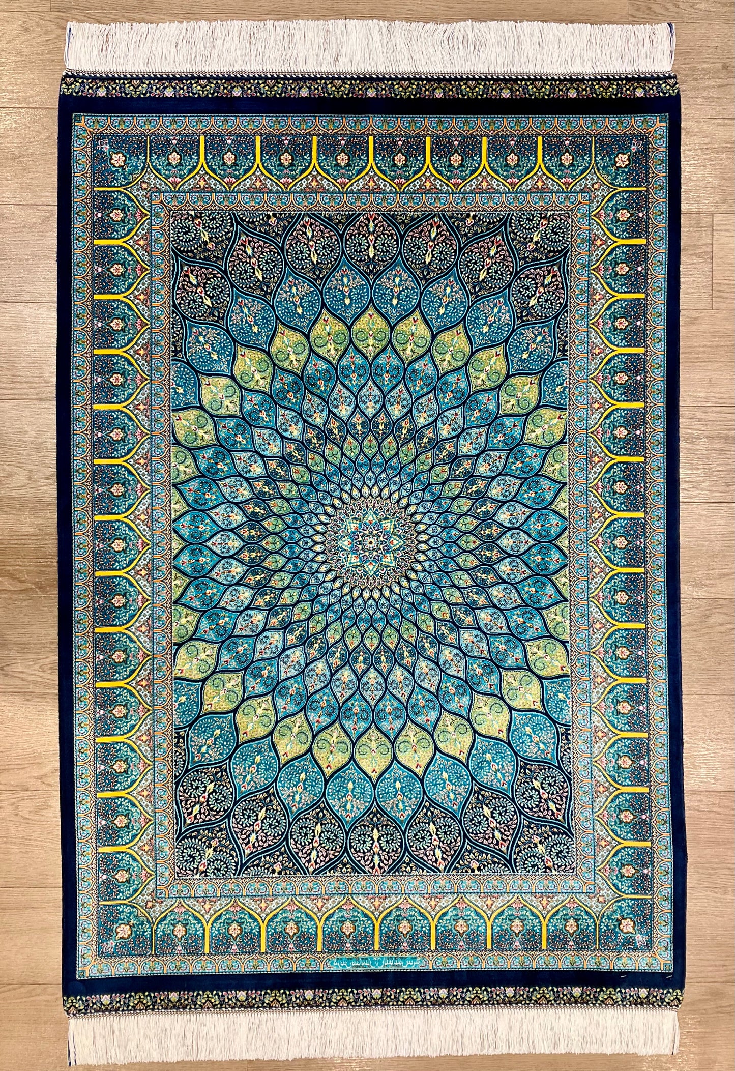 ペルシャンシルク 150cm x 100cm PS11023