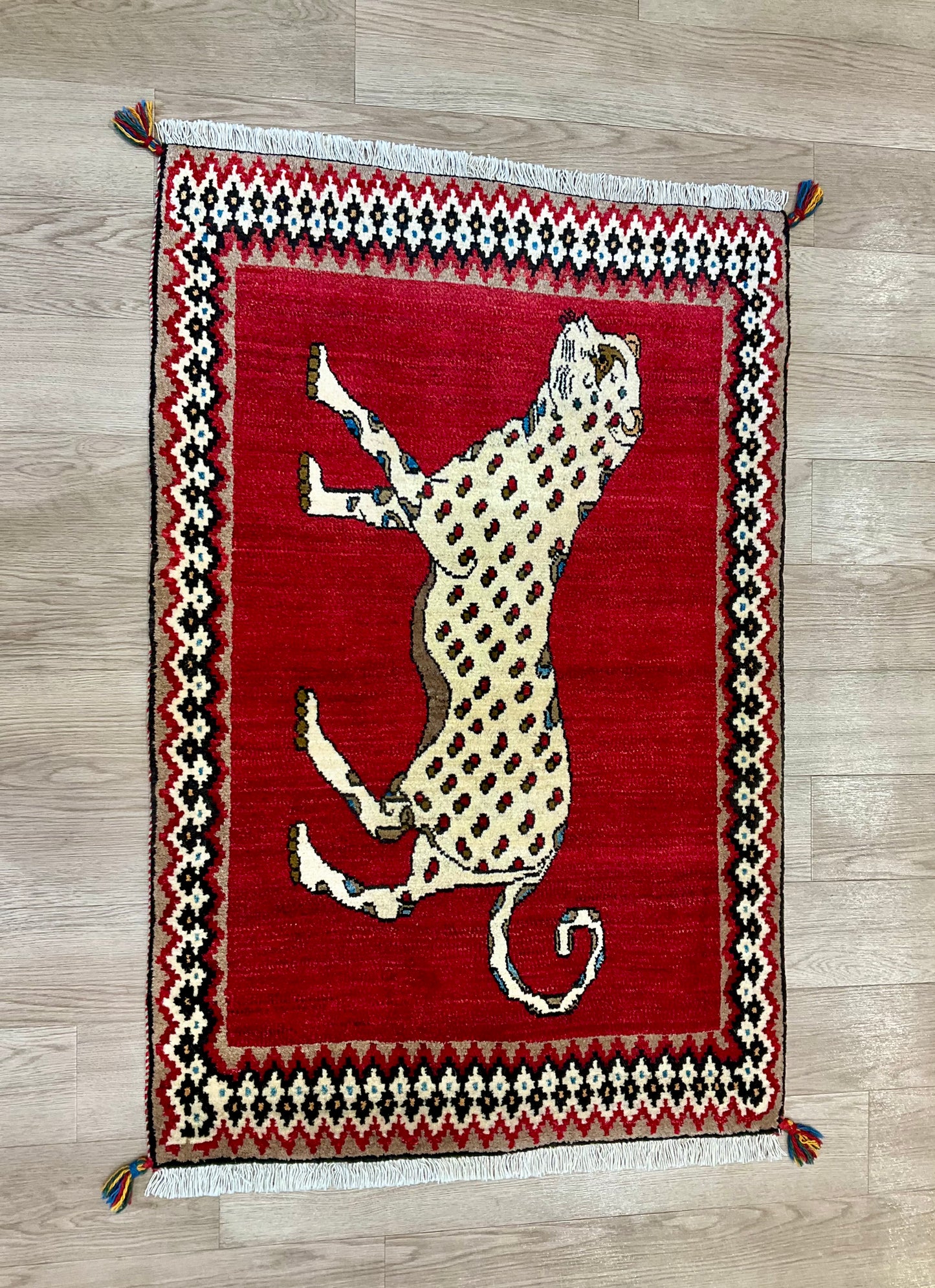 ギャッベ アマレバフト 135cm x 88cm RJ11427