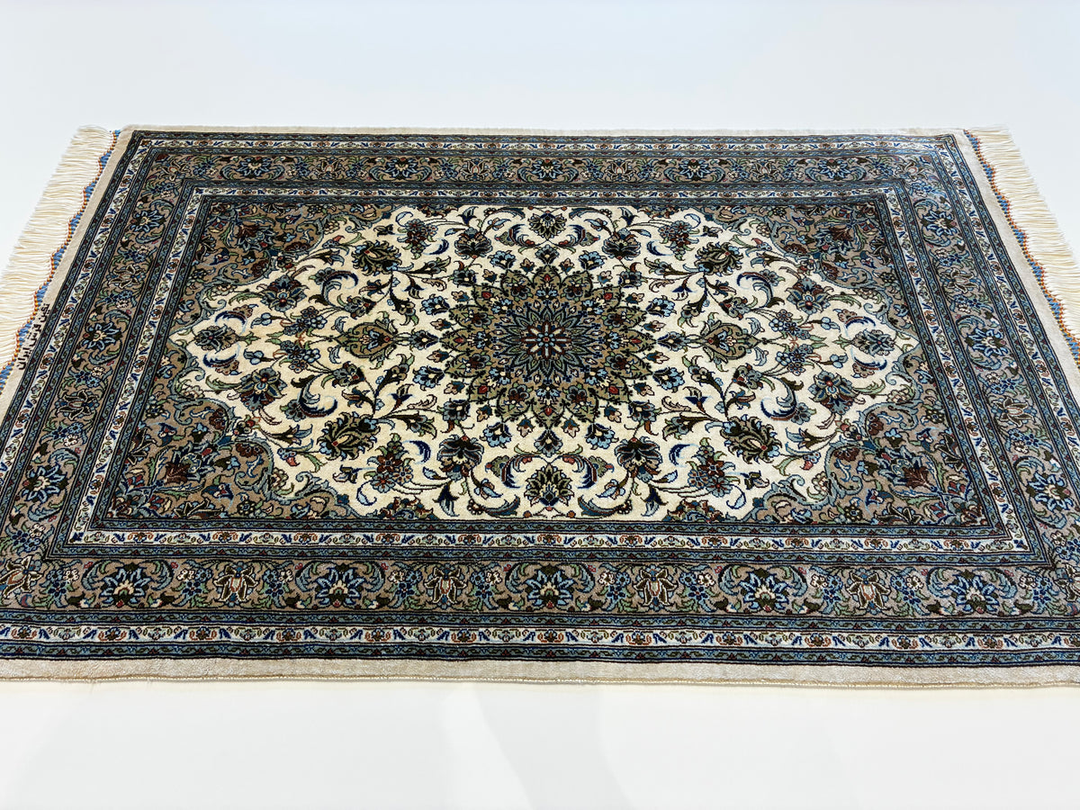 【千葉店】カシャーンシルク ネギン工房 92cm x 58cm NT13856