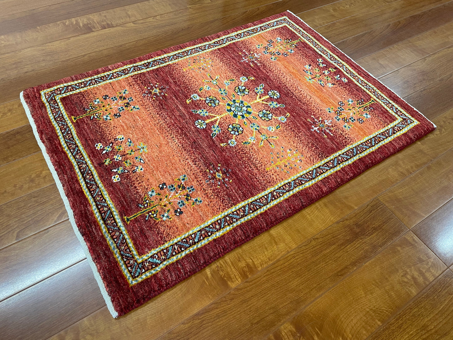 【オンライン限定】カシュクリギャッベ 93cm x 65cm RJ17292