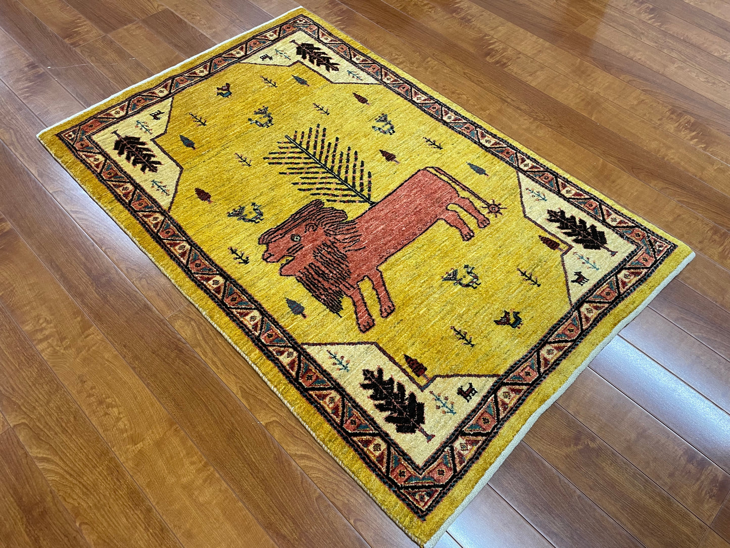 【オンライン限定】カシュクリギャッベ 125cm x 104cm RJ16783