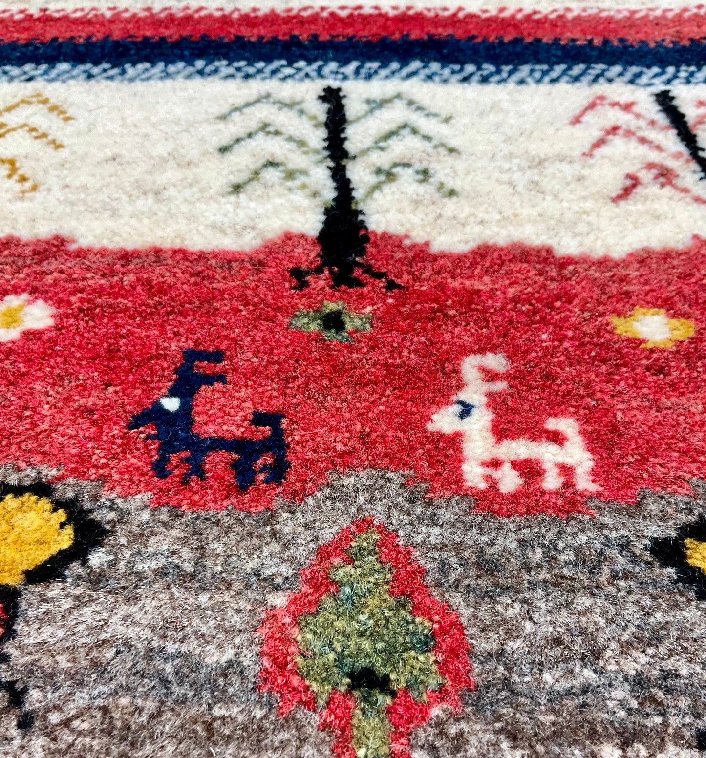 ギャッベ アマレバフト 42cm x 40cm AJ21786