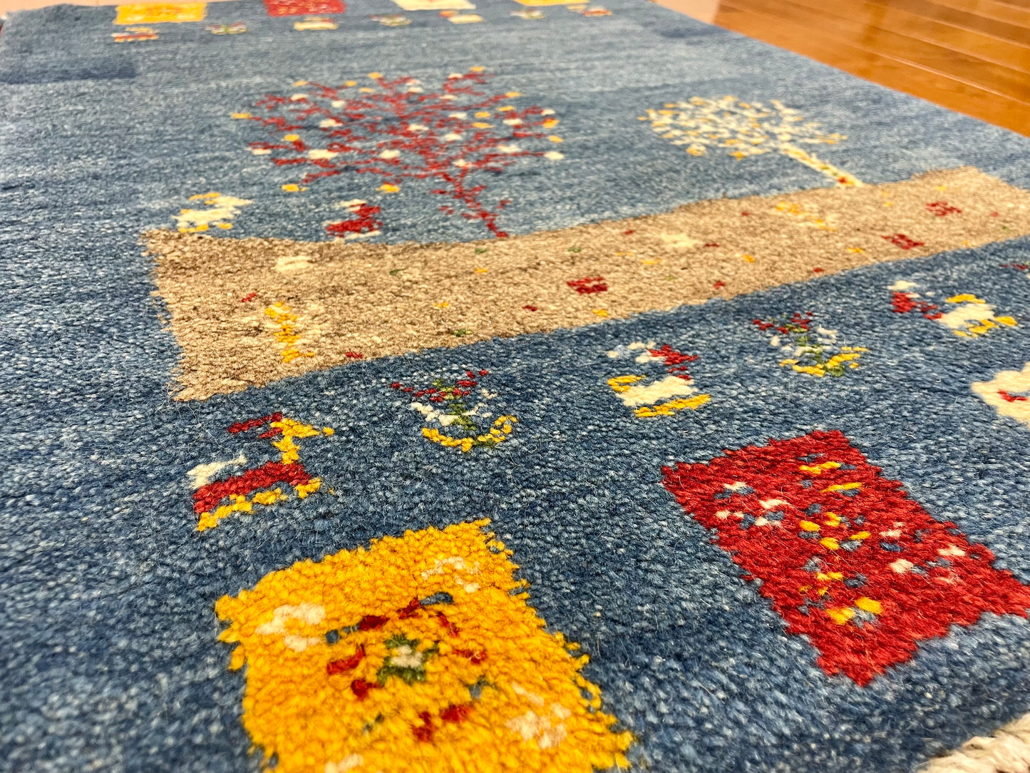 【オンライン限定】ギャッベ 90cm x 63cm BT9304
