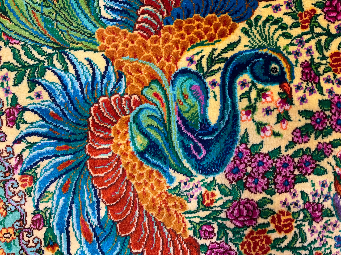 クム バハラミ工房 117cm x 82cm(楕円形) PS9357