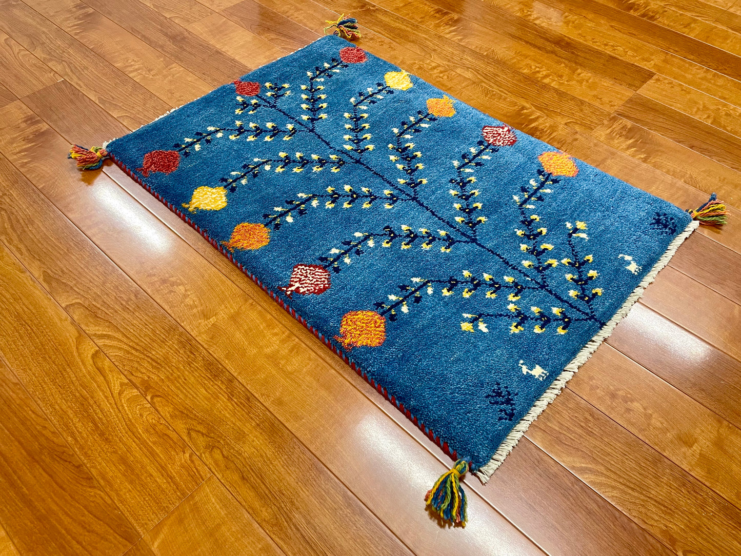 【オンライン限定】ギャッベ 88cm x 60cm RJ5822