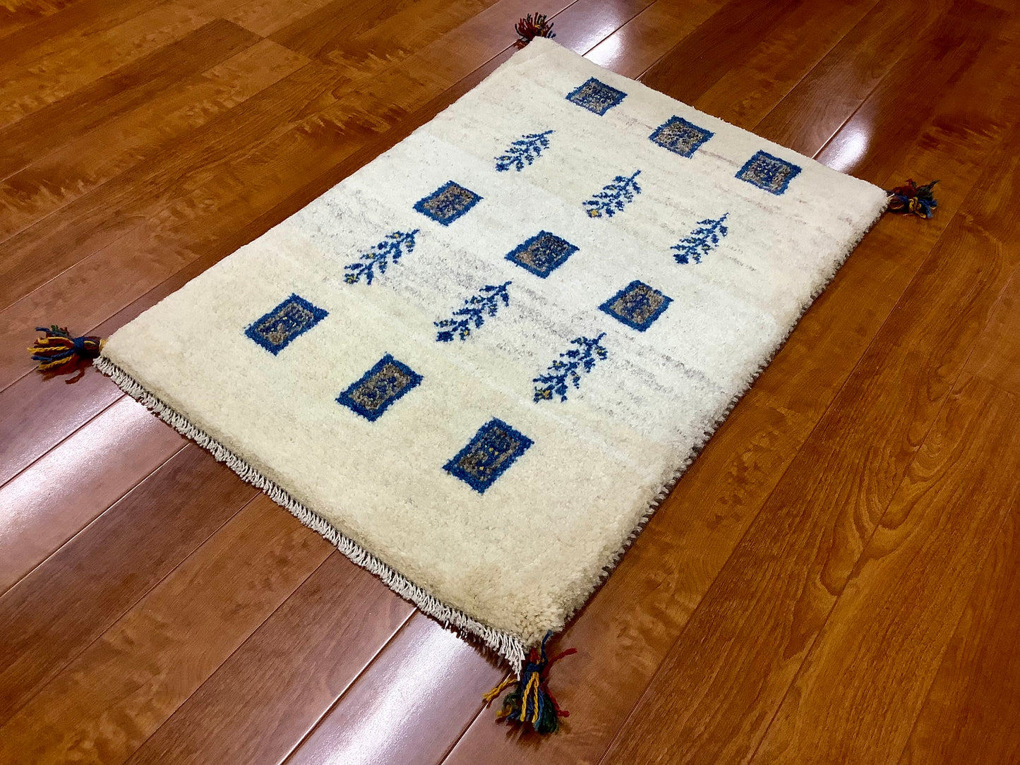 【オンライン限定】ギャッベ 87cm x 60cm RJ13751