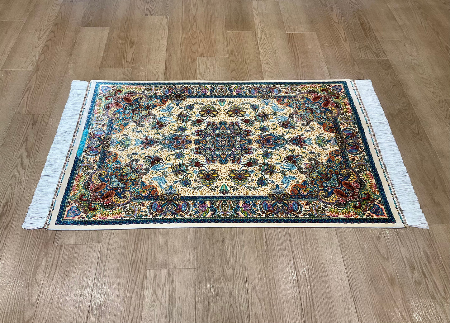 ペルシャンシルク 120cm x 80cm PS10858