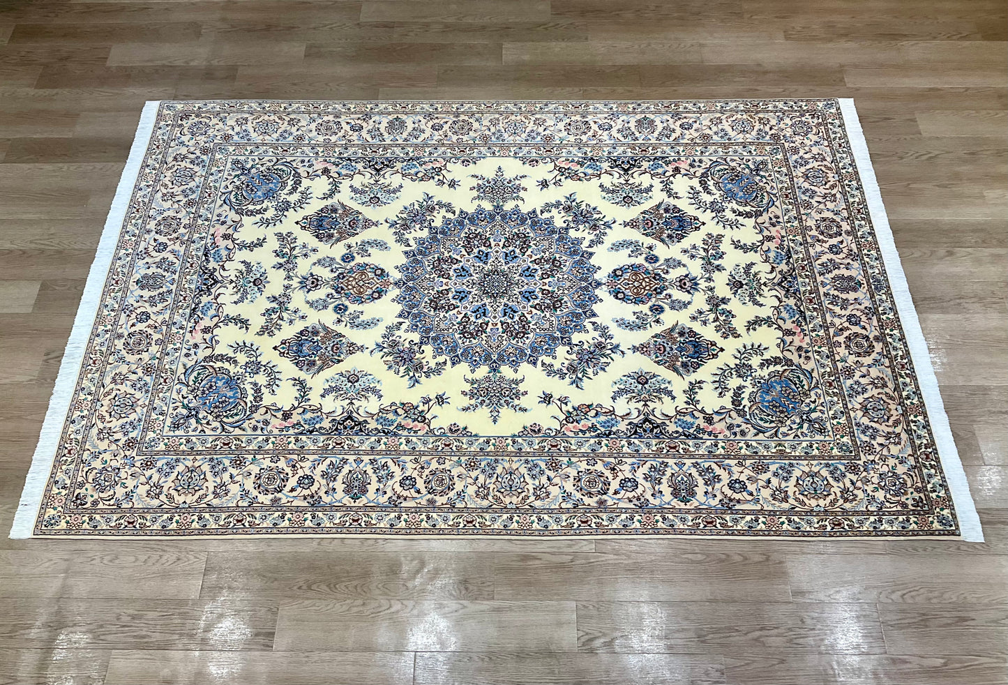 ナインシシラ ハビビアン工房 300cm x 200cm NT13671