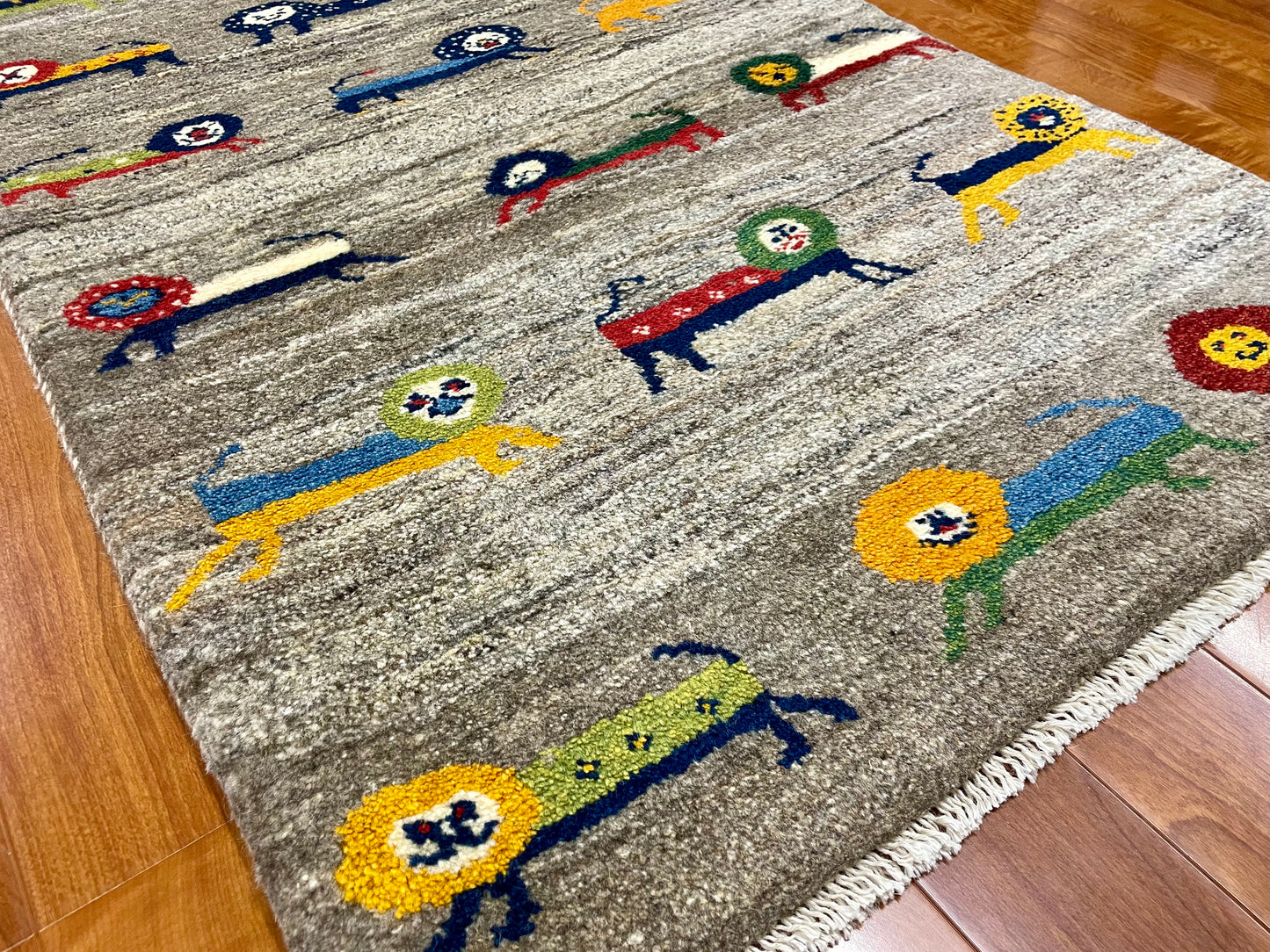 【オンライン限定】ギャッベ 127cm x 85cm RJ8113