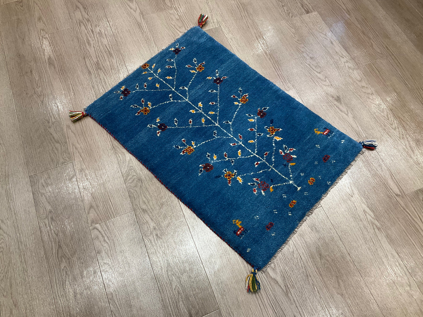 ギャッベ 88cm x 62cm RJ741